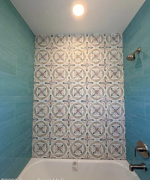 143 Grant Ave — Photo 16