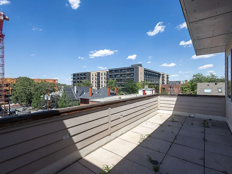 E14 Apartments — Photo 49