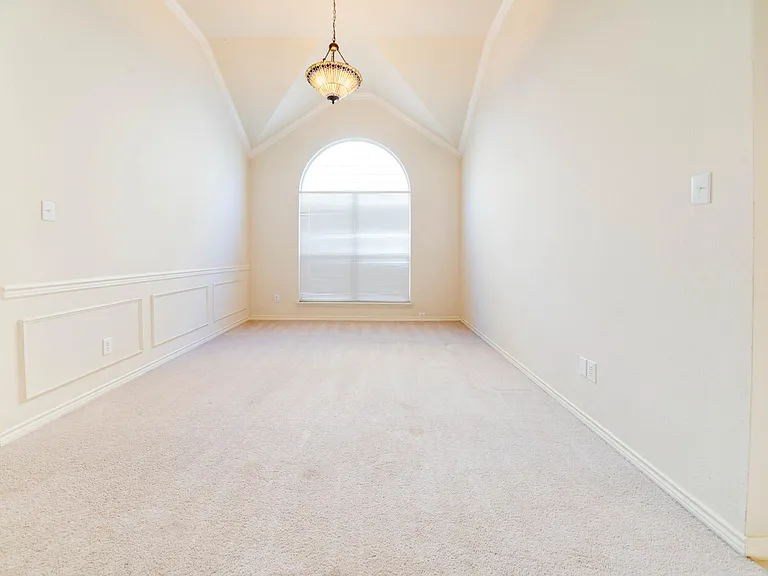 9724 Water Tree Dr — Photo 5