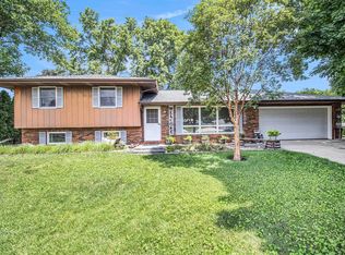 22909 Catalpa Ct, Goshen, IN 46528