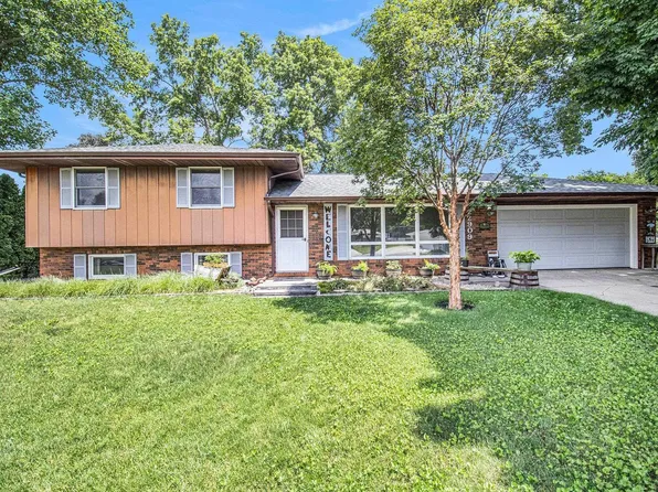22909 Catalpa Ct, Goshen, IN 46528