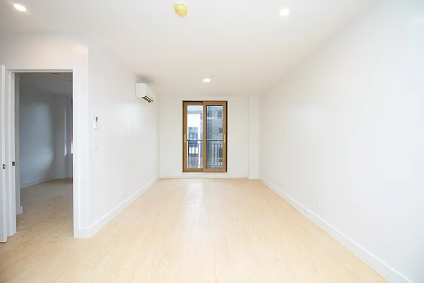 Rented by Oxford Property Group | media 19