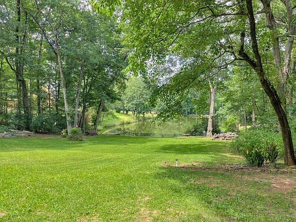5th image of 483 Sugarcreek Drive