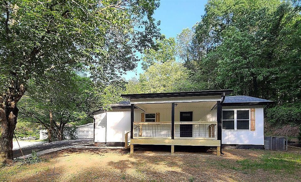 1st image of 181 Old Harrison Cir SW