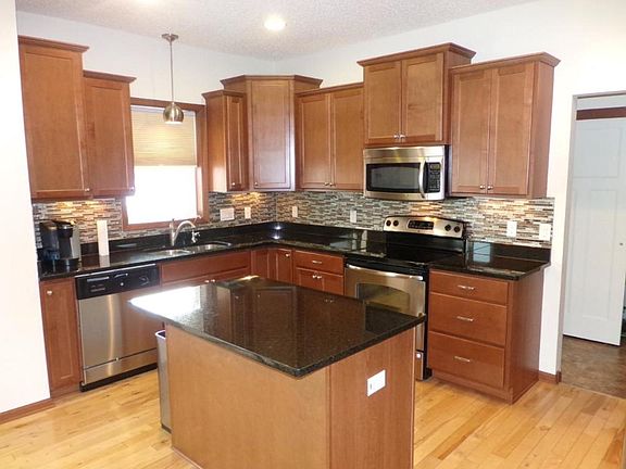 4th image of 12239 Opal St NE