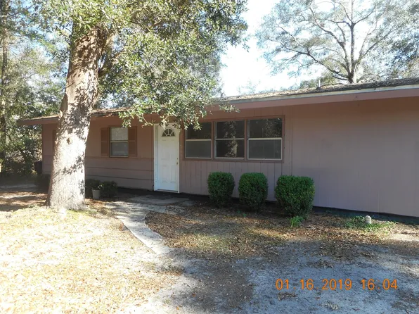 3705 Shoreline Dr, Tallahassee, FL 32305