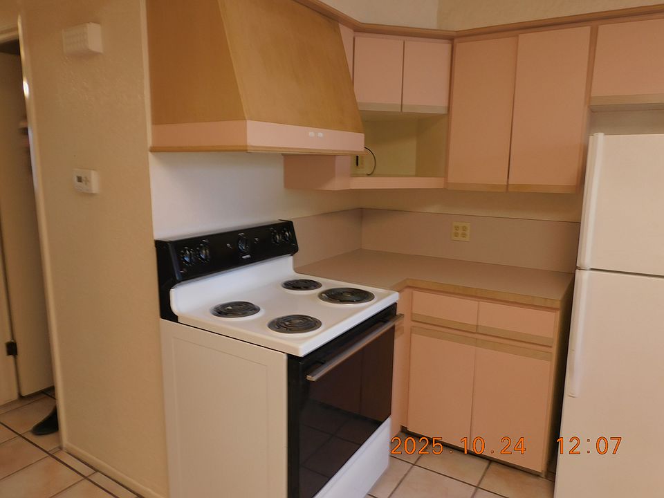 1st image of 2827 S 1st Ave