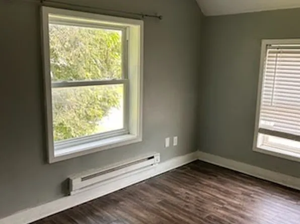 222 Willow St #4, Faribault, MN 55021