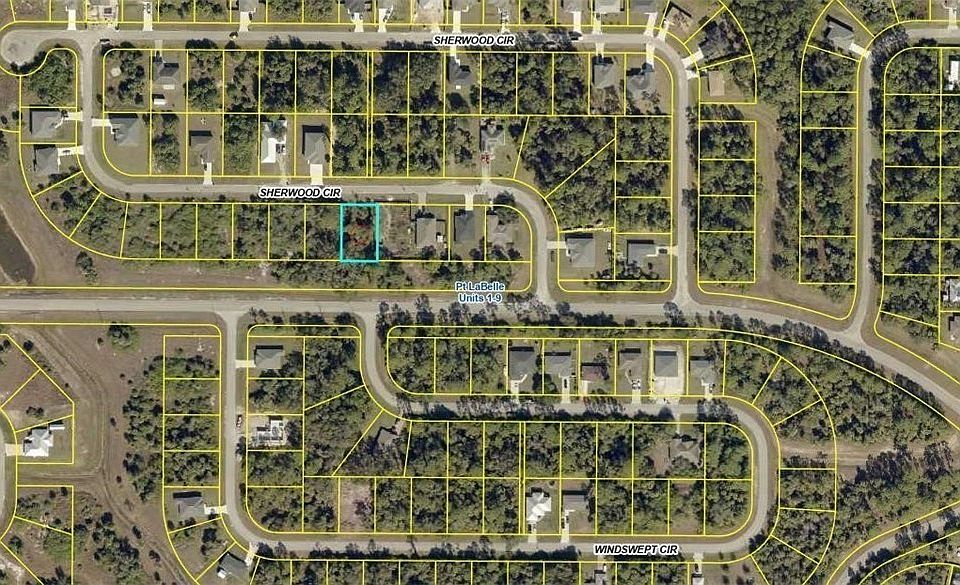 1st image of 8009 Sherwood Cir
