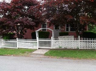 50 Malcolm St, Cranston, RI 02910