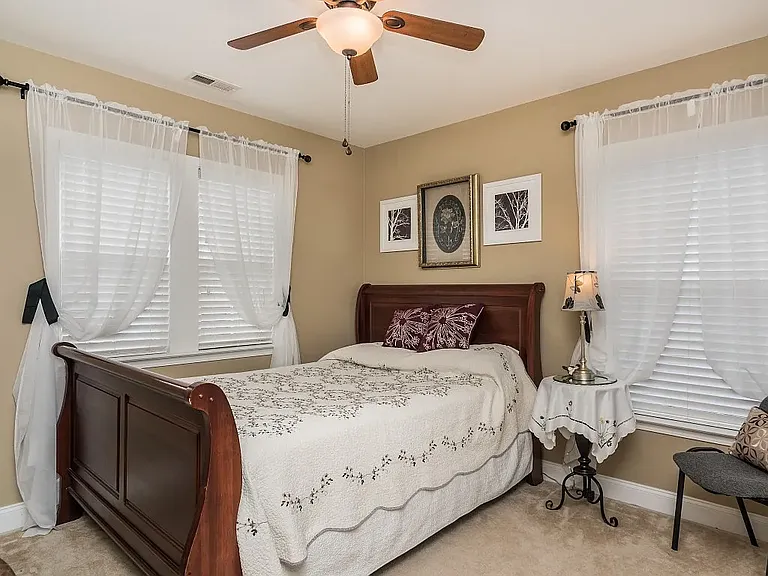 4012 Jockey Club Cir — Photo 21