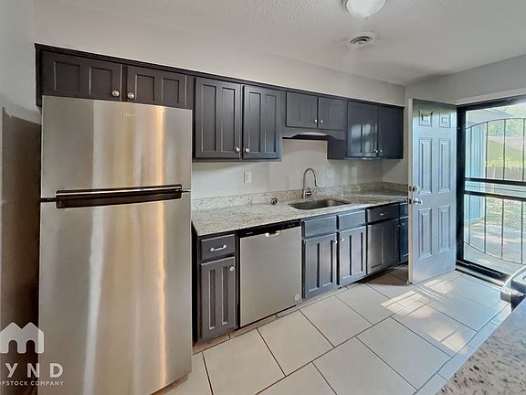 5th image of 4574 Trout Valley Dr