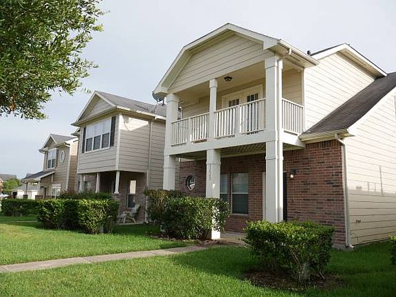 3rd image of 11740 Jelicoe Dr