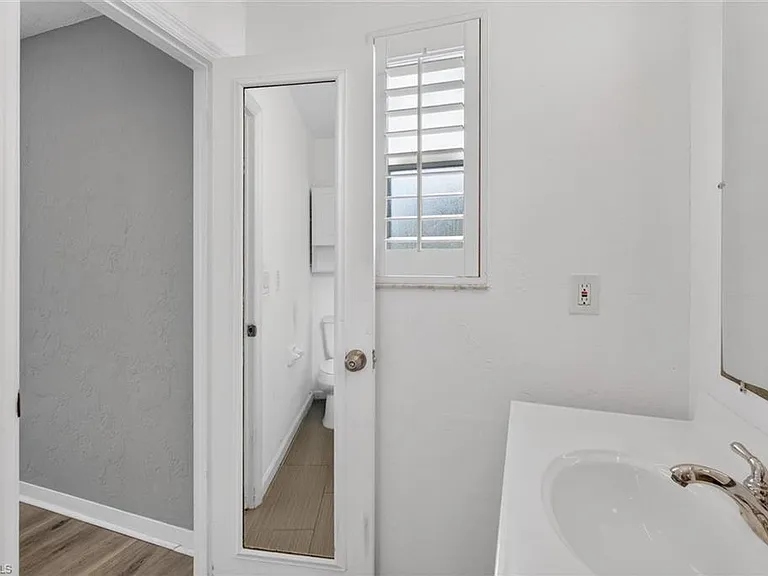 1420 Maravilla Ave — Photo 29