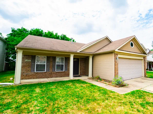 8224 Ossian Ct, Camby, IN 46113