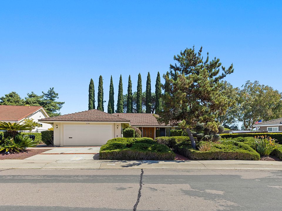 1st image of 17305 Campillo Dr