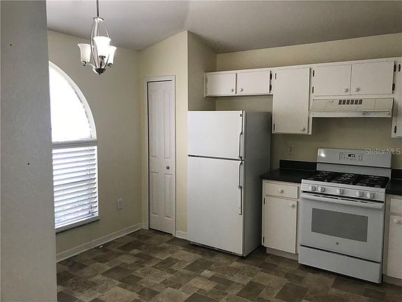 2nd image of 1505 Kirtley Dr