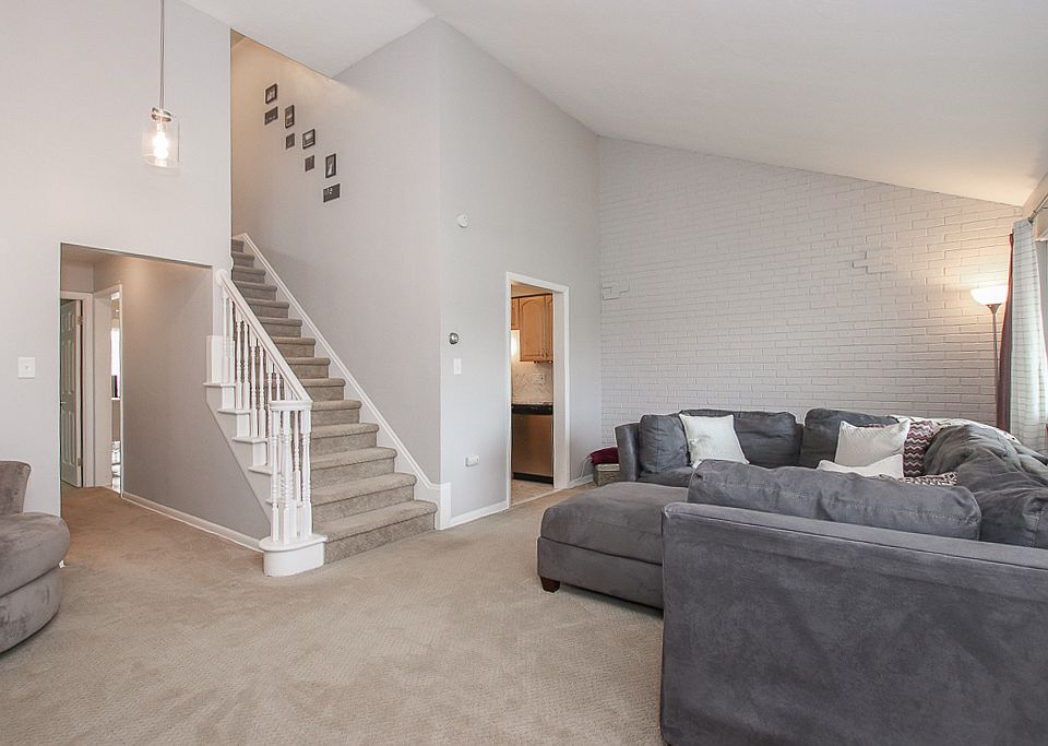 1st image of 25600 Country Club Blvd Unit 11