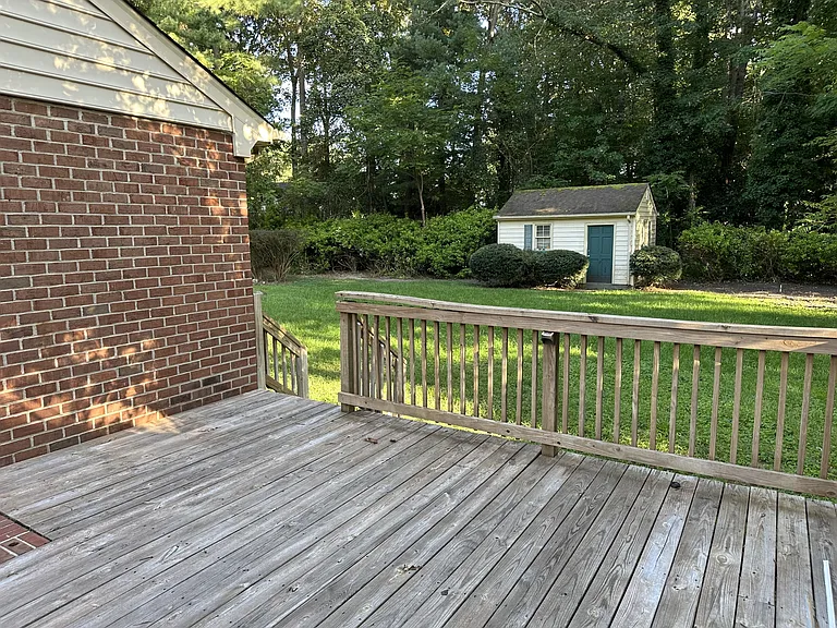 7405 Glastonburg Dr — Photo 23
