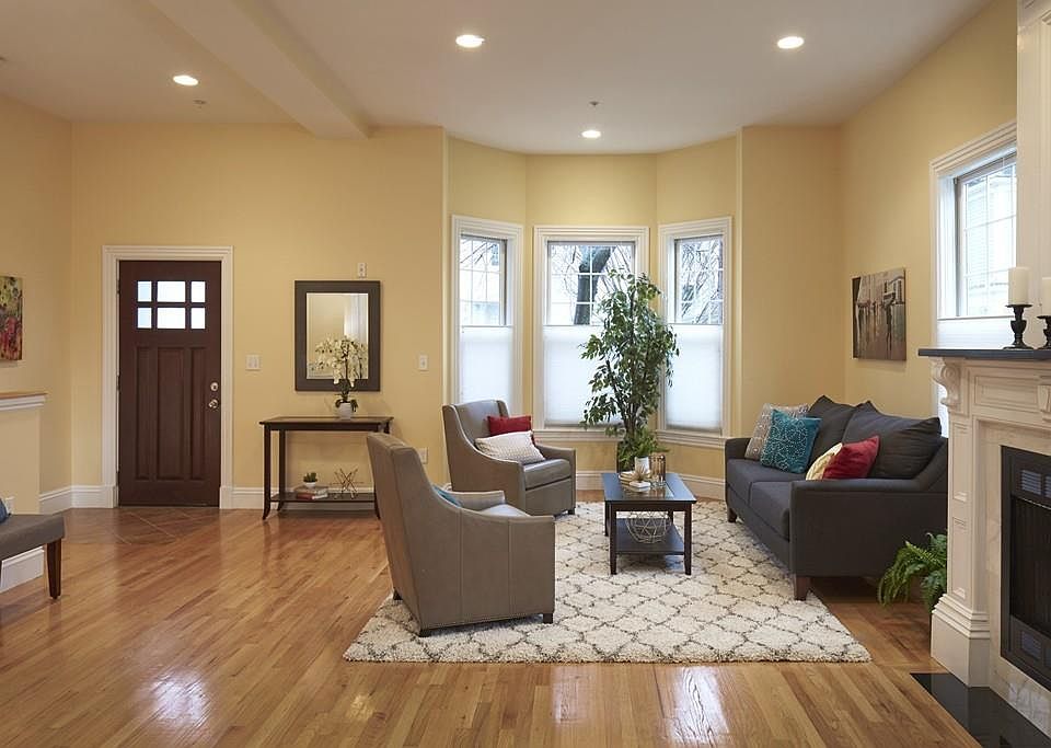 1st image of 45 William St #47-1