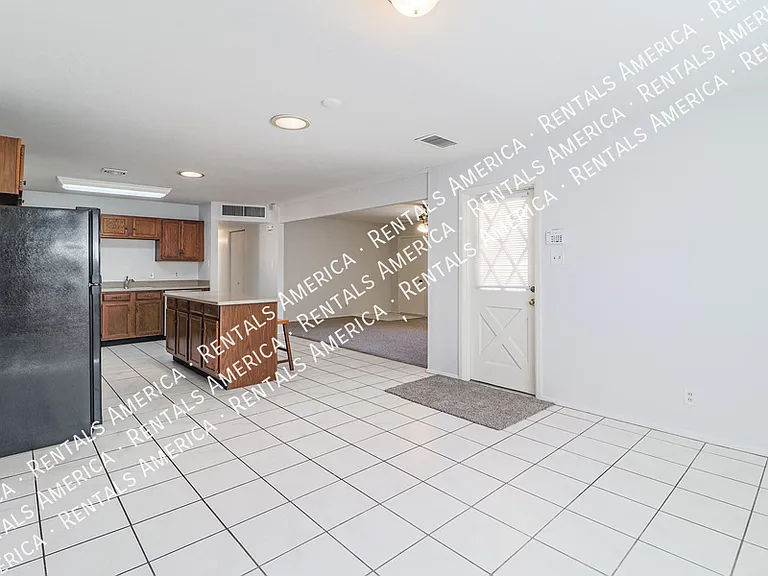 1314 N 70th St — Photo 16