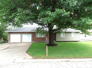123 SE 240th Rd, Warrensburg, MO 64093