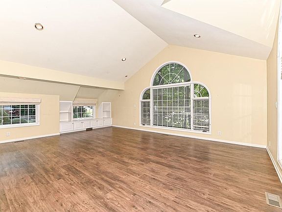 3rd image of 3554 Cranberry LANE