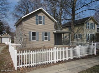 26 S West St, Hillsdale, MI 49242