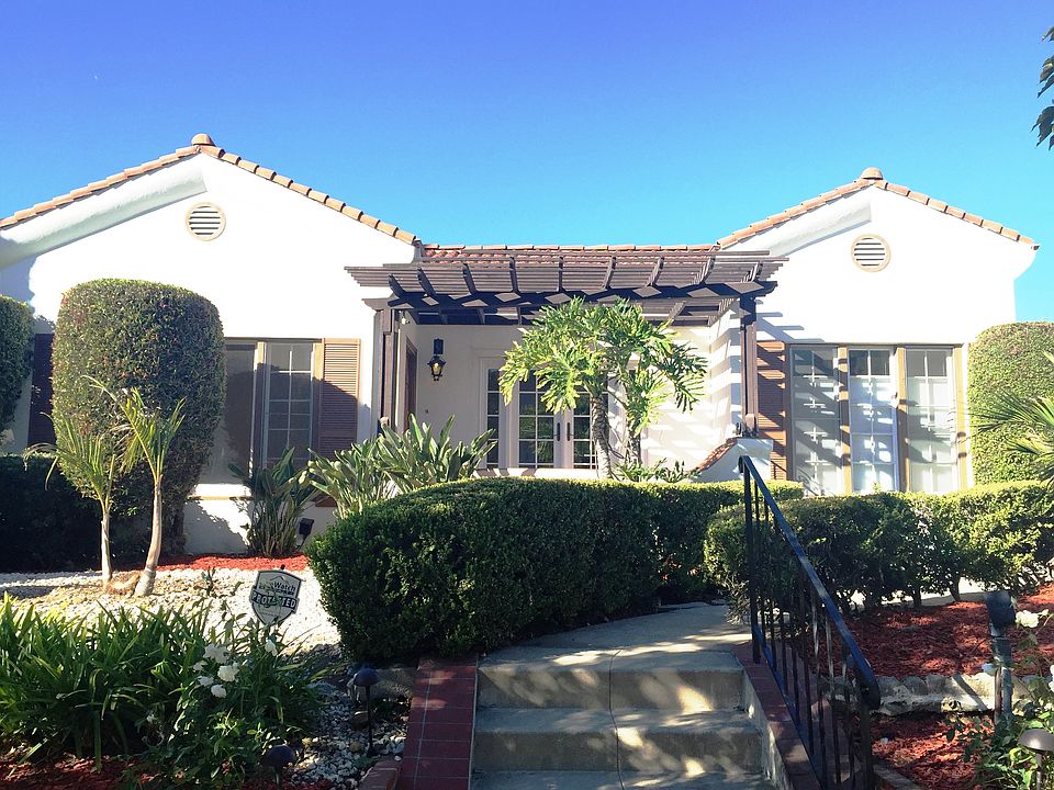 1st image of 433 S Citrus Ave
