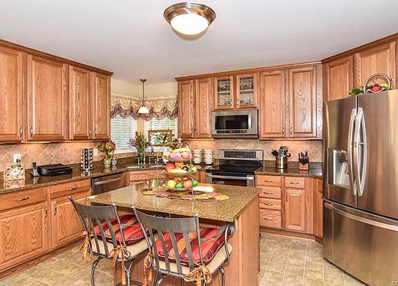 5th image of 8299 Elizabeth Ann Dr