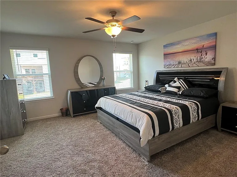 242 Wells Cir — Photo 9