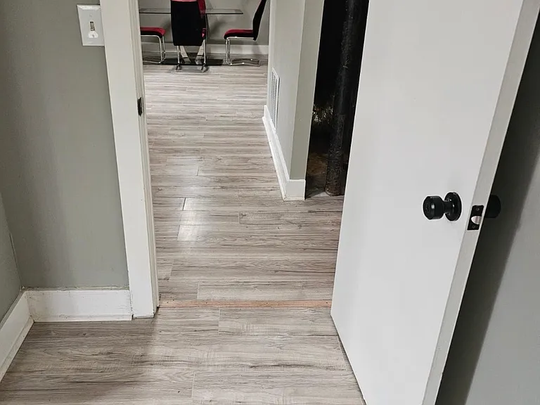 320 Whitworth Dr SW — Photo 8