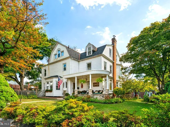 501 Hoffnagle St, Philadelphia, PA 19111