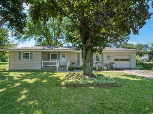 606 W State Road 8, Hebron, IN 46341