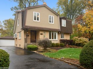 1170 N Beverly Ln, Arlington Heights, IL