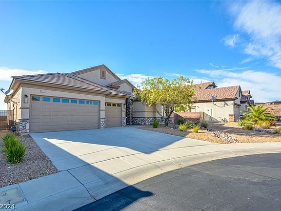 3rd image of 2128 Horse Prairie Dr