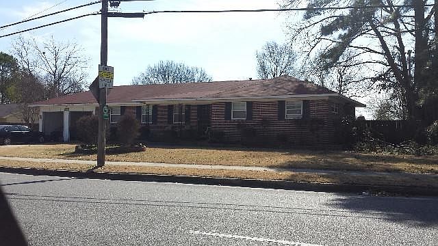 2nd image of 2401 Whitney Ave