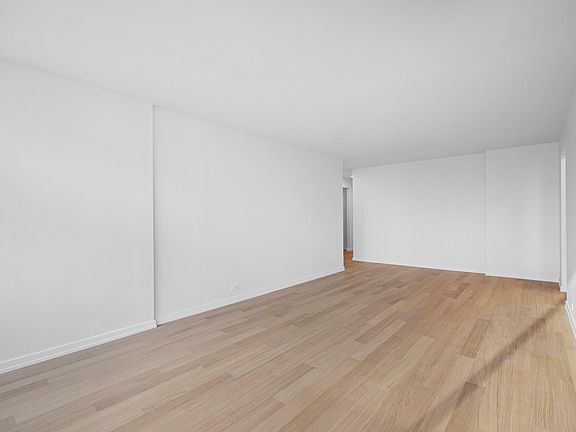 3rd image of 124 W 60th St APT 41A