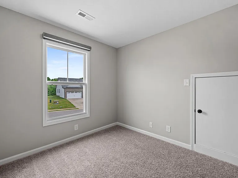133 Tomahawk Pointe — Photo 33