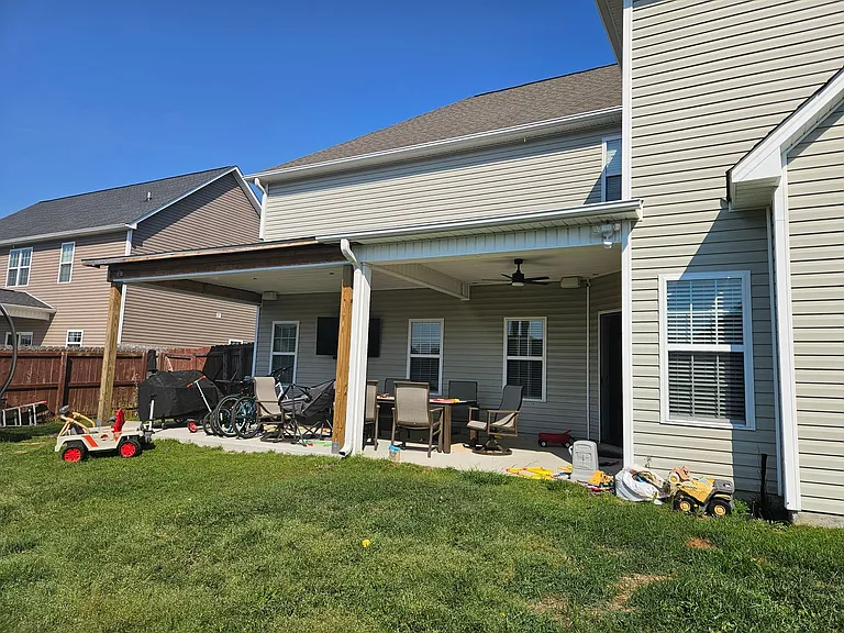 403 Derrick Dr — Photo 30