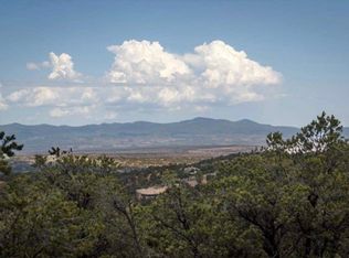1237 S Summit Dr, Santa Fe, NM 87501