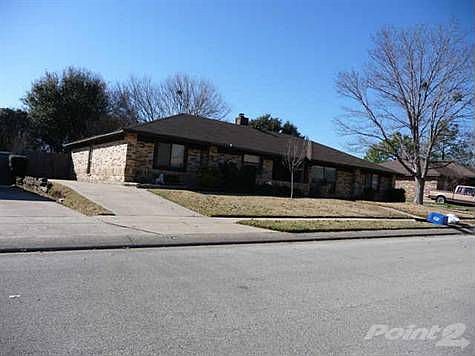 1st image of 2332 Oakmont Dr