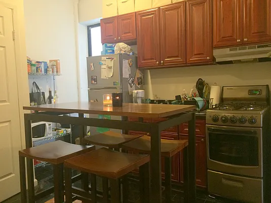 Rented by Bold New York | media 14