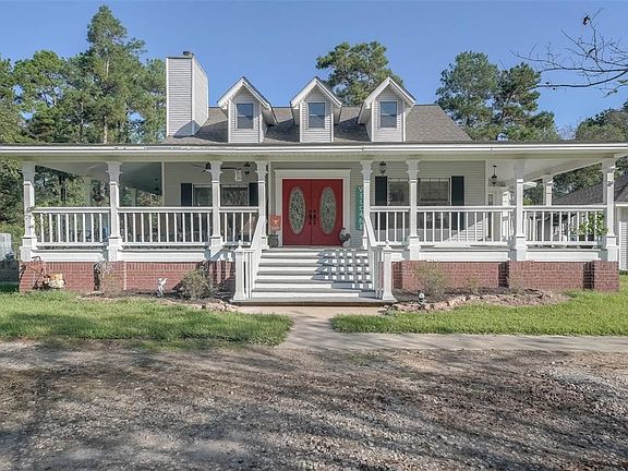 4th image of 40 Tall Oaks Dr