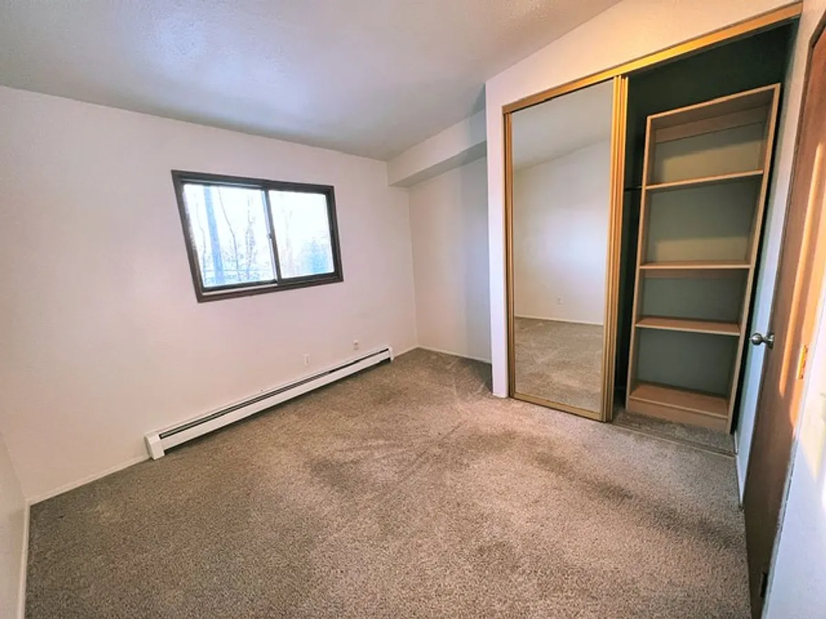 Building Photo - 251 McCarrey St #6