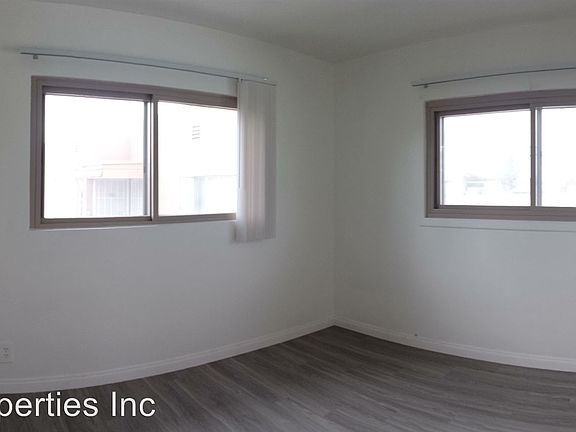 5th image of 8809 Crenshaw Blvd APT 06