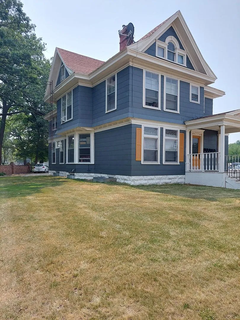 915A, LLC — Photo 2
