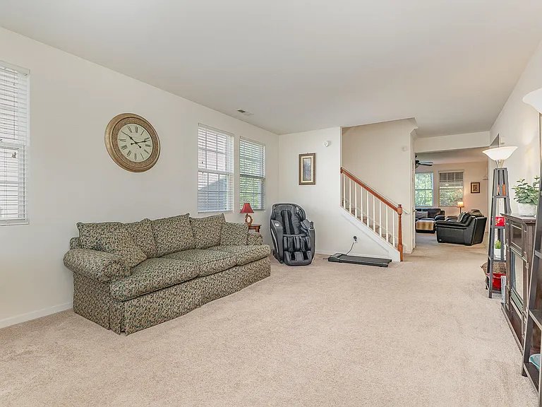 6049 Ricker Rd — Photo 23