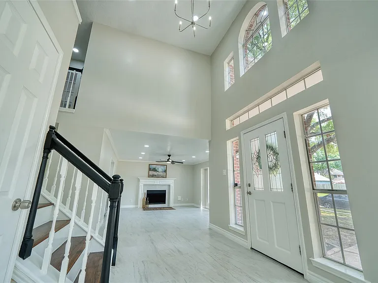 619 Green Belt Dr — Photo 5