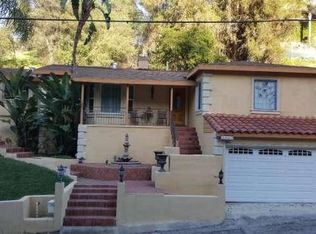 3862 Ridgemoor Dr, Studio City, CA 91604